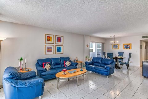 Condo in Palm Beach, Florida, 2 bedrooms  № 1040792 - photo 23