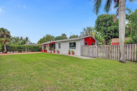 House in Wilton Manors, Florida 3 bedrooms, 135.54 sq.m. № 1017981 - photo 6