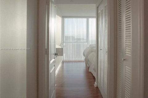 Condominio en venta en Miami, Florida, 2 dormitorios, 127 m2 № 1023602 - foto 8