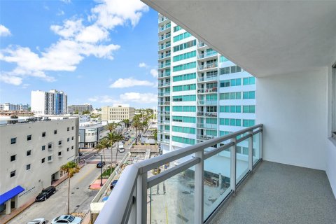 Condominio en venta en Miami Beach, Florida, 2 dormitorios, 135.17 m2 № 1294729 - foto 6