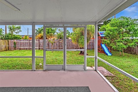 Casa en venta en Miramar, Florida, 3 dormitorios, 105.91 m2 № 1397696 - foto 24