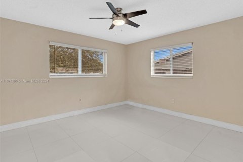 Casa en venta en Miramar, Florida, 3 dormitorios, 105.91 m2 № 1397696 - foto 14