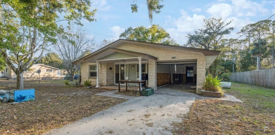 House in Hudson, Florida 3 bedrooms, 116.31 sq.m. № 1412861