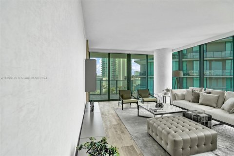 Copropriété à louer à Miami, Floride: 3 chambres, 152.92 m2 № 1348141 - photo 5