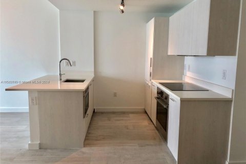 Condominio en venta en Miami, Florida, 1 dormitorio, 56.67 m2 № 1060730 - foto 8