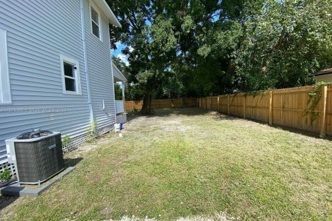 House in Jacksonville, Florida 3 bedrooms № 1402612 - photo 8