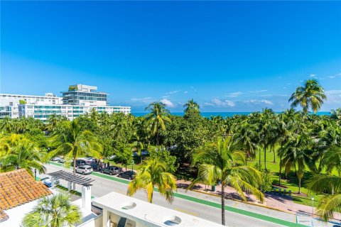 Condominio en venta en Miami Beach, Florida, 1 dormitorio, 70.61 m2 № 1402611 - foto 16