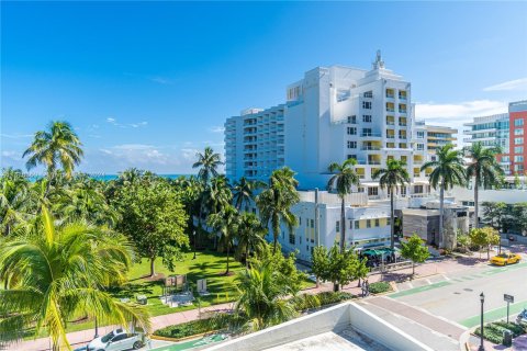 Condominio en venta en Miami Beach, Florida, 1 dormitorio, 70.61 m2 № 1402611 - foto 17