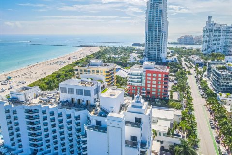 Condominio en venta en Miami Beach, Florida, 1 dormitorio, 70.61 m2 № 1402611 - foto 8