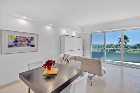 Condominio en venta en Miami Beach, Florida, 1 dormitorio, 70.61 m2 № 1402611 - foto 12