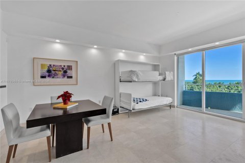 Condominio en venta en Miami Beach, Florida, 1 dormitorio, 70.61 m2 № 1402611 - foto 13