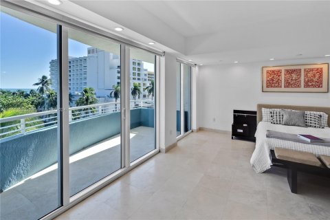 Condominio en venta en Miami Beach, Florida, 1 dormitorio, 70.61 m2 № 1402611 - foto 11