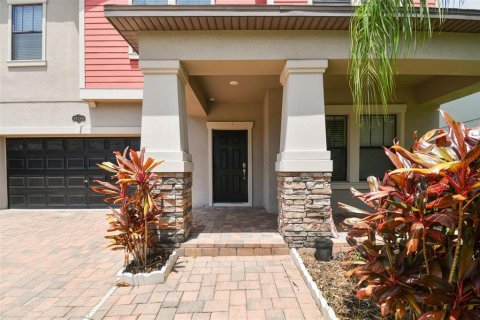 Casa en alquiler en Tampa, Florida, 4 dormitorios, 271.37 m2 № 1357704 - foto 4