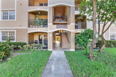 Copropriété à vendre à Pembroke Pines, Floride: 1 chambre, 75.25 m2 № 1358944 - photo 26