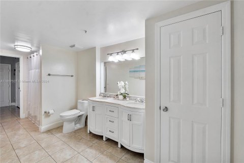 Copropriété à vendre à Pembroke Pines, Floride: 1 chambre, 75.25 m2 № 1358944 - photo 18