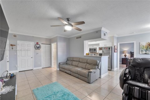 Copropriété à vendre à Pembroke Pines, Floride: 1 chambre, 75.25 m2 № 1358944 - photo 6