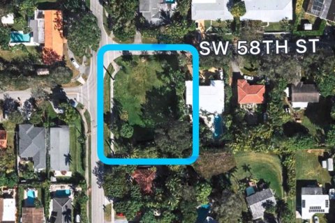 Villa ou maison à vendre à South Miami, Floride: 5 chambres, 315.87 m2 № 1076891 - photo 2
