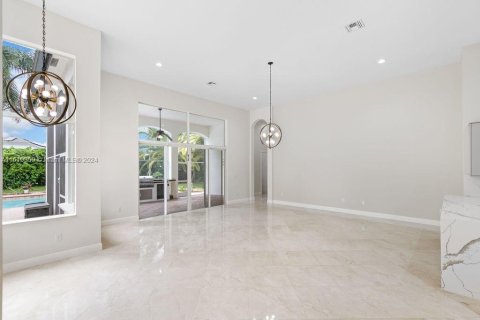 House in Davie, Florida 8 bedrooms, 565.03 sq.m. № 1241397 - photo 6