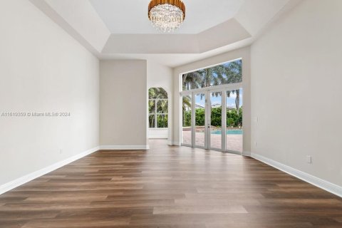 House in Davie, Florida 8 bedrooms, 565.03 sq.m. № 1241397 - photo 17