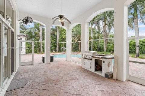 House in Davie, Florida 8 bedrooms, 565.03 sq.m. № 1241397 - photo 11