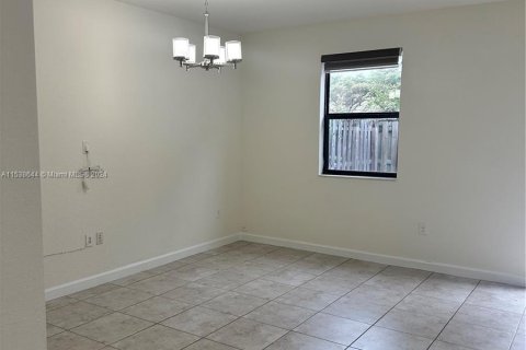 Condominio en venta en Doral, Florida, 3 dormitorios, 165.09 m2 № 1037398 - foto 8