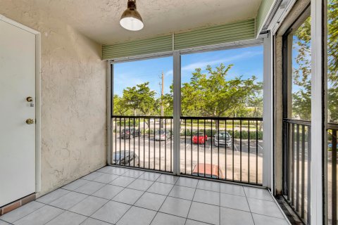 Copropriété à vendre à Pompano Beach, Floride: 1 chambre, 62.71 m2 № 1072663 - photo 8