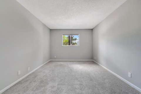 Copropriété à vendre à Pompano Beach, Floride: 1 chambre, 62.71 m2 № 1072663 - photo 12