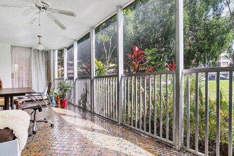 Copropriété à vendre à Miami, Floride: 2 chambres, 155.52 m2 № 1093327 - photo 14