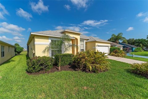 House in Davenport, Florida 4 bedrooms, 186.83 sq.m. № 1256645 - photo 6