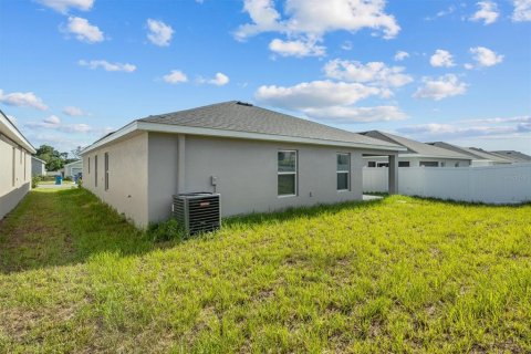 House in Davenport, Florida 4 bedrooms, 167.41 sq.m. № 1344811 - photo 23