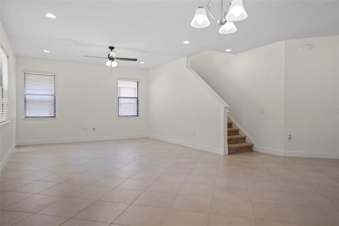 Casa en venta en Tampa, Florida, 4 dormitorios, 225.47 m2 № 1344812 - foto 10