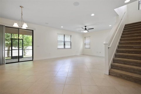 Villa ou maison à vendre à Tampa, Floride: 4 chambres, 225.47 m2 № 1344812 - photo 8