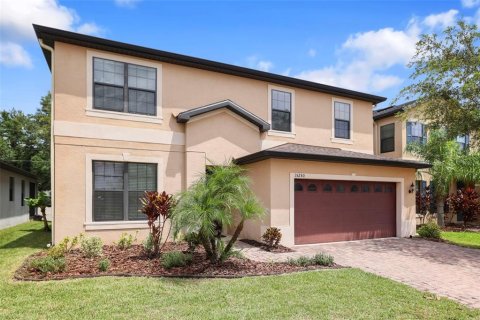 Casa en venta en Tampa, Florida, 4 dormitorios, 225.47 m2 № 1344812 - foto 1