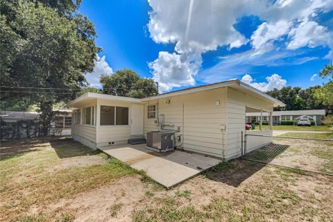 House in Eustis, Florida 3 bedrooms, 85.47 sq.m. № 1344780 - photo 22