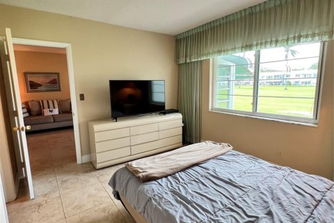 Condo in Pompano Beach, Florida, 2 bedrooms  № 1068098 - photo 12