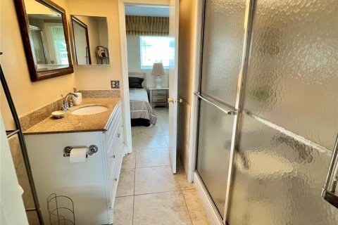 Condo in Pompano Beach, Florida, 2 bedrooms  № 1068098 - photo 15