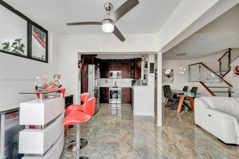 Condominio en venta en Aventura, Florida, 3 dormitorios, 126.81 m2 № 1067976 - foto 17