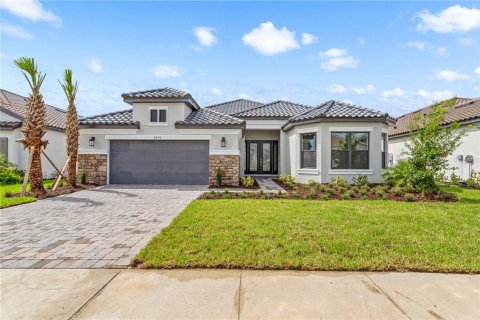 Villa ou maison à vendre à Wesley Chapel, Floride: 4 chambres, 279.08 m2 № 1354184 - photo 1