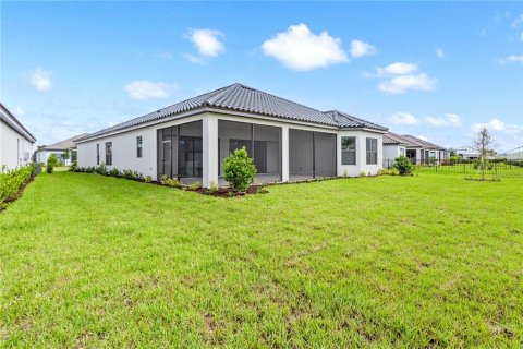 Villa ou maison à vendre à Wesley Chapel, Floride: 4 chambres, 279.08 m2 № 1354184 - photo 15