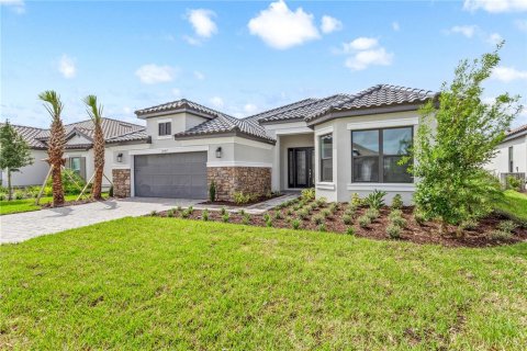 Villa ou maison à vendre à Wesley Chapel, Floride: 4 chambres, 279.08 m2 № 1354184 - photo 16