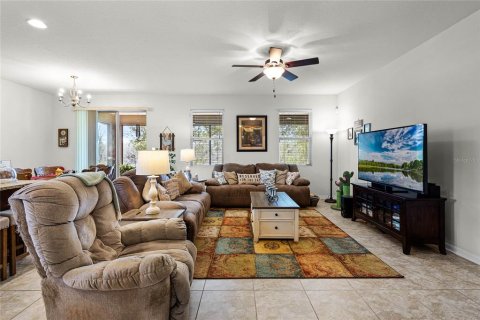 Casa en venta en Davenport, Florida, 4 dormitorios, 176.33 m2 № 1066622 - foto 11