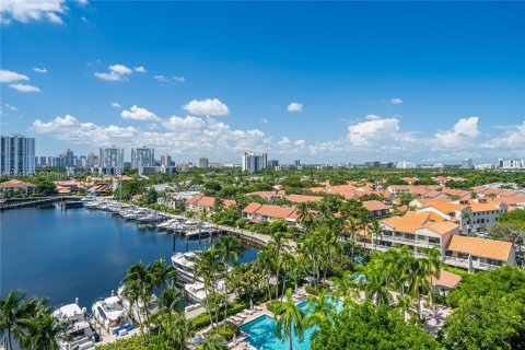 Condo in Aventura, Florida, 2 bedrooms  № 1328588 - photo 22