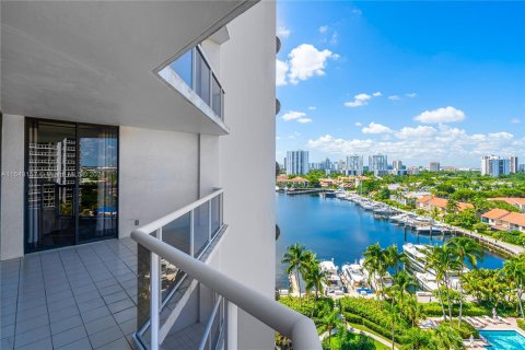 Copropriété à vendre à Aventura, Floride: 2 chambres, 110.27 m2 № 1328588 - photo 24