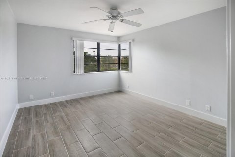 Copropriété à vendre à Tamarac, Floride: 2 chambres, 164.62 m2 № 1345145 - photo 25