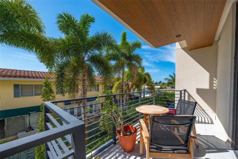 Condominio en venta en Fort Lauderdale, Florida, 3 dormitorios, 220.36 m2 № 1076843 - foto 11