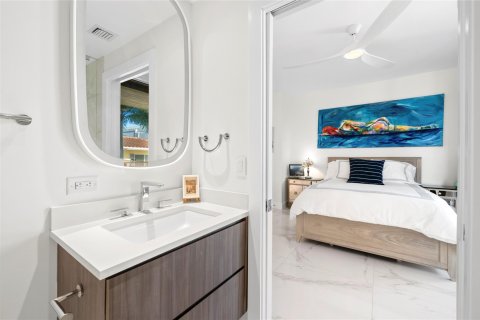 Condominio en venta en Fort Lauderdale, Florida, 3 dormitorios, 220.36 m2 № 1076843 - foto 14