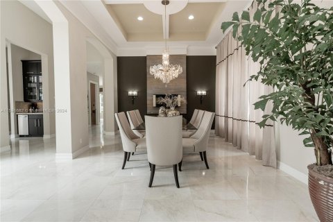 Villa ou maison à vendre à Davie, Floride: 4 chambres, 457.17 m2 № 1216481 - photo 16