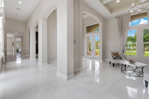 Villa ou maison à vendre à Davie, Floride: 4 chambres, 457.17 m2 № 1216481 - photo 11