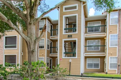 Condo in Orlando, Florida, 2 bedrooms  № 1285065 - photo 14