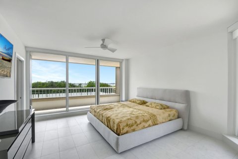 Condominio en venta en Riviera Beach, Florida, 2 dormitorios, 185.8 m2 № 1162057 - foto 28